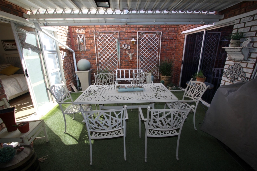 3 Bedroom Property for Sale in Riebeeckstad Free State